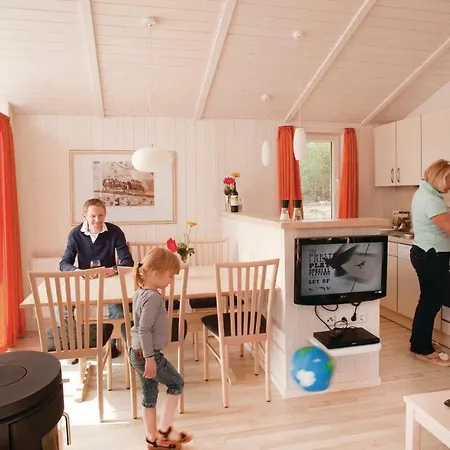 Holiday Marco Polo / Skarridso C Holiday home *